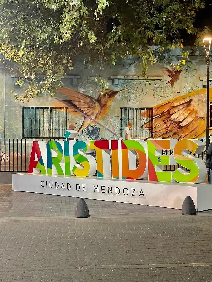 Apartamento Departamento En Calle Aristides, Mejor Zona Turistica Mendoza